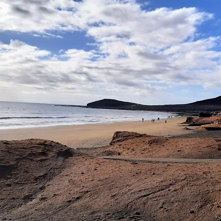 Patios Tranquilos * אל מדאנו