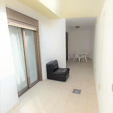 Patios Tranquilos דירה אל מדאנו